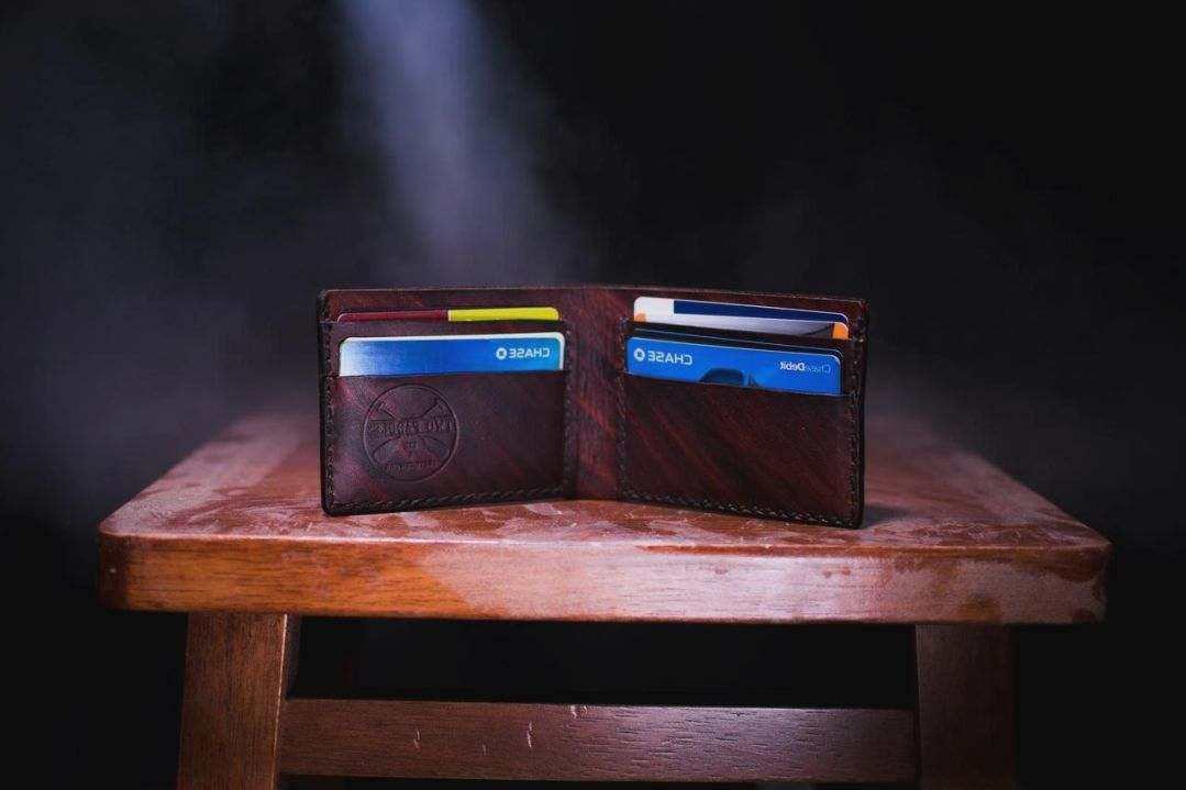 Finansai